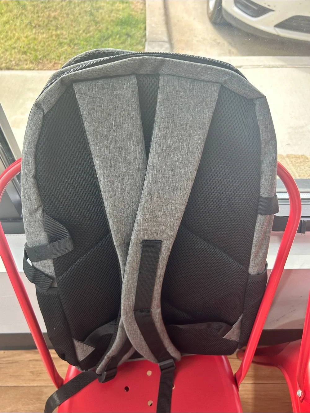 Hotworx gray backpack